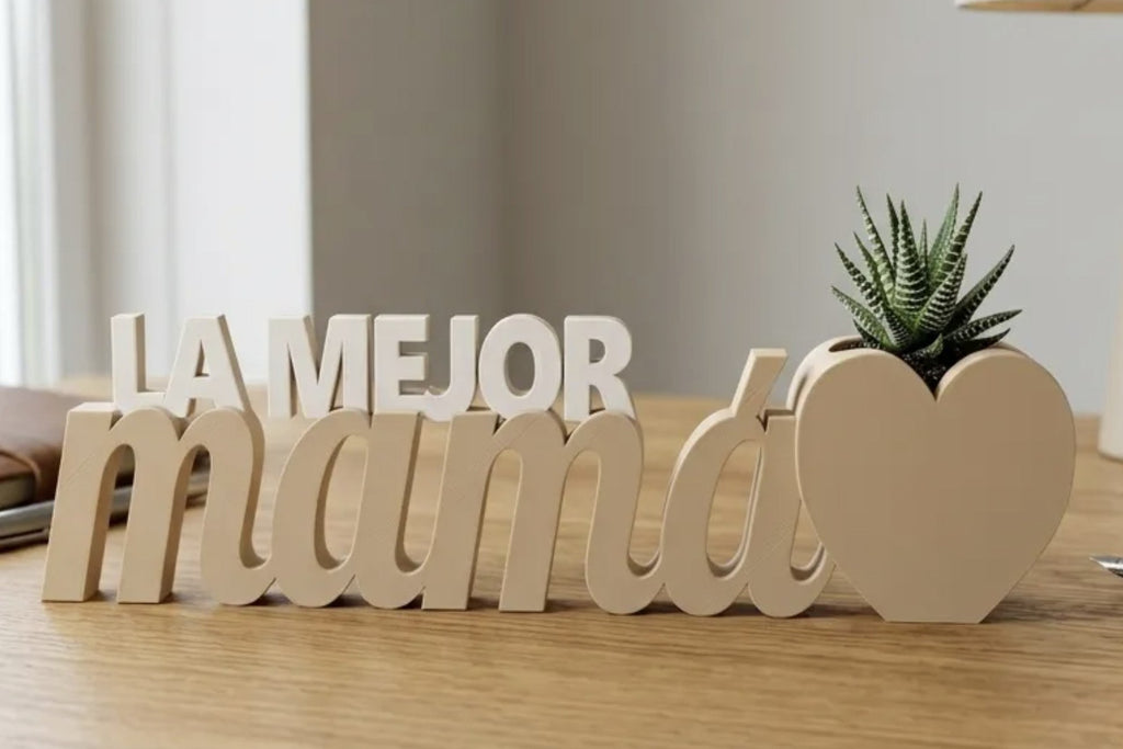 Florero decorativo con mensaje para la mejor mamá.
