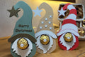 Soporte decorativo navideño para bombones Ferrero Rocher.
